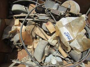 lot 761 image: buick and cadillac throttle cables 1940-1949