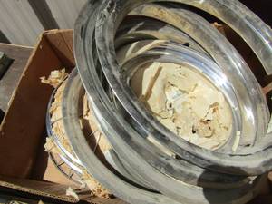 lot 774 image: wheel rims qty 4 wire spoke rims qty 2