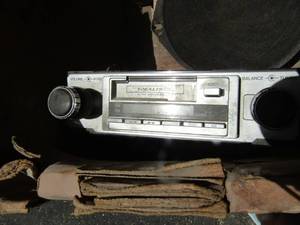 lot 797 image: radio speakers - rear tail plates- shaft shifter sliding gear fork qty 15 