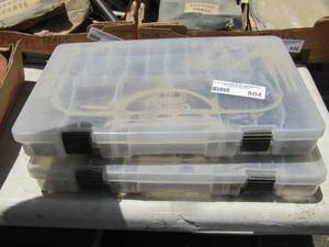 lot 804 image: 2 plastic boxes of various size springs