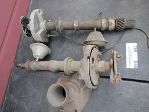lot 842 image: distributor parts
