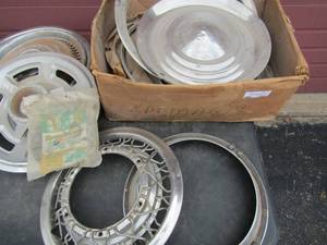 lot 847 image: 5 vintage hubcaps, box full of rubber sponge