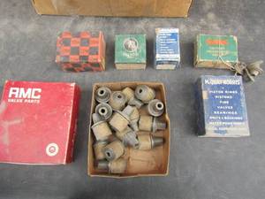 lot 851 image: valve keepers, toledo and Mcquoy -- morris piston rings