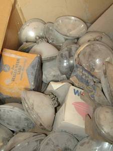 lot 858 image: 30 plus GE and wagner headlights