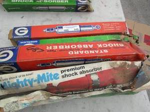 lot 940 image: qty 6 mighty mack shocks