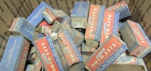 lot 45 image: Box of autolite parts # 1AT-3076L