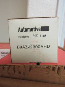 lot 52 image: Automotive Replaces FOC-- #B9AZ-12300AHD - qty 30