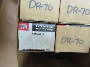 lot 114 image: Federal paris corp ignition switches, heavy duty, part # is D204 std