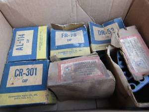 lot 23 image: DISTRIBUTOR CAPS  ,AL-114, CR-301, FR-78, DR-52