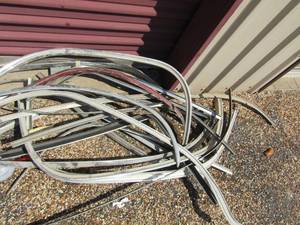 lot 131 image: WHEEL WELL TRIM - SOME NOS