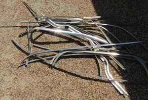 lot 134 image: WHEEL WELL TRIM - SOME NOS