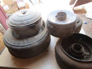 lot 147 image: Vintage breathers various sizes qty 5