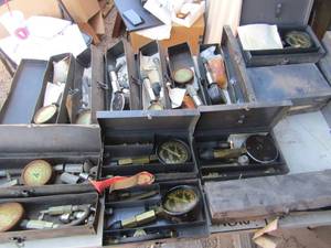 lot 208 image: compression gauges universal type, devilbiss company, various other brands qty 20 comes with compression pieces