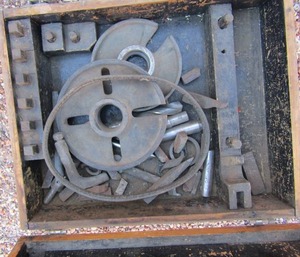 lot 229 image: INGERSOL - RAND  CASE  HAS LATHE FACE PLATE  PLUS  battery impact tool,