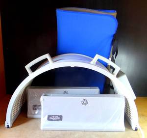 lot 1 image: BIG $ iTEM - HTE INTERNATIONAL Super Radiant Dome YS-50 Heat Therapy Hothouse Hot House YS-50 w Stands and Storage Case $$$$
