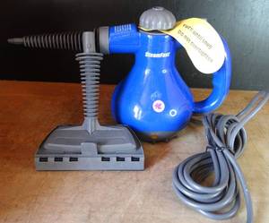 lot 46 image: Steamfast SF226 - BlackBlue - Handheld Cleaner - WORKS