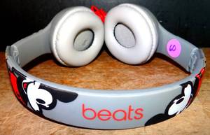lot 60 image: DR DRE BEATS MICKEY MOUSE EDITION WIRELESS HEADPHONES $$