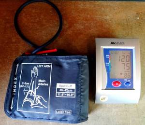 lot 64 image: Mabis 04-591-001 AUTOMATIC PREMIUM BLOOD PRESSURE MONITOR, ADULT CUFF, GRAY, - TESTEDWORKS