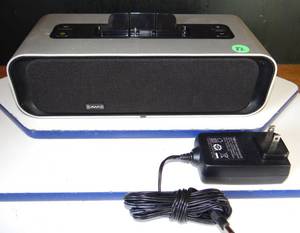 lot 82 image: XM Portable Speaker Dock W Pioneer XM MP3 Radio  Player & Power Cord