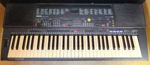lot 126 image: YAMAHA PSR 500 KeyboardArranger with 61 keys, Custom Styles and Voice List - UNTESTEDNEEDS POWER SUPPLY