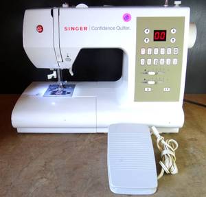lot 133 image: BIG $ ITEM - SINGER 7469Q CONFIDENCE SEWING & QUILTING MACHINE wEXTENSION (NOT IN PIC)