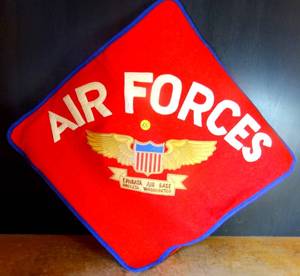 lot 153 image: INTER-COLLEGIANT PRESS AIR FORCES EMBROIDERS PILLOW COVER - 16 X 16