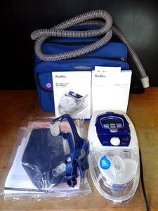 lot 164 image: COMPLETE ResMed S8 Elite 33021 CPAP MACHINE wHOSE, MASK & STORAGE BAG $$$