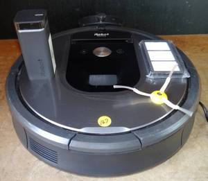 lot 167 image: iRobot Roomba 960 - Wi-Fi Connected Robot Vacuum $$$