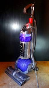 lot 197 image: Dyson Dc24 Compact Upright Ball Bagless Vacuum Cleaner $$$