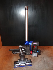 lot 298 image: DYDON DC35 MULTI FLOOR STICK VACUUM WITH ACCESSORIES & BATTERY CHARGER $$$