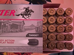 lot 610 image: WINCHESTER 45 COLT  250GR LEAD FLAT NOSE 50 BOX