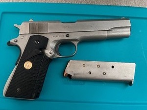 lot 91 image: COLT GOVERNMENT MODEL   COLT MK IV 45 SERIES 70 45 AUTOMATIC  99826B -70