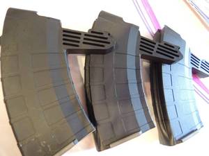 lot 847 image: AKSKS CLIPS (METAL)  BY TAPCO QTY 3