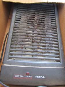 lot 29 image: Tefal electric grill
