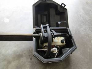 lot 58 image: 2.5 Craftsman chainsaw in case. May need work