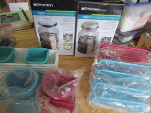 lot 117 image: 2 new  Emerson digital counting jars, mini pan holder, sticky pad holder and 2 files
