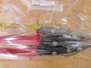 lot 130 image: Bag of MI snips