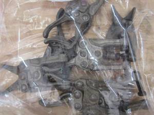lot 131 image: Bag of O ring clamps