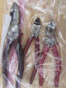 lot 133 image: Bag  of wire cutters