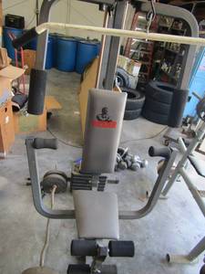 lot 165 image: Weider bench press machine