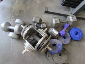 lot 168 image: Hand weights and bar bells