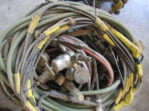 lot 287 image: Lot of welding supplies and hoses