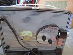 lot 293 image: Brownie movie camera original box and paperwork