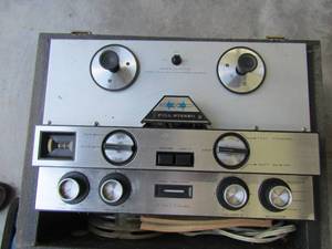 lot 331 image: Sears full stereo reel to reel in case