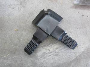 lot 396 image: Support in repair  tonneau frame