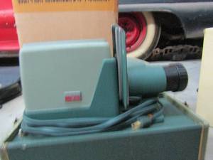 lot 422 image: Kodak Ectagrahic universal slide tray 2 4 argues 300 slide projector