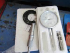 lot 441 image: set of Caliper  Cer tech pressure gauge like new in box
