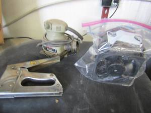 lot 515 image: Porter cable sander hand held stapler  2 small fans