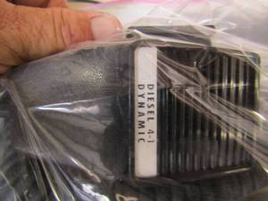 lot 516 image: Vintage Motorola CB with Mic
