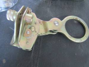 lot 517 image: Square clamps Piston rope pulley misc. bag bolts A frame hooks